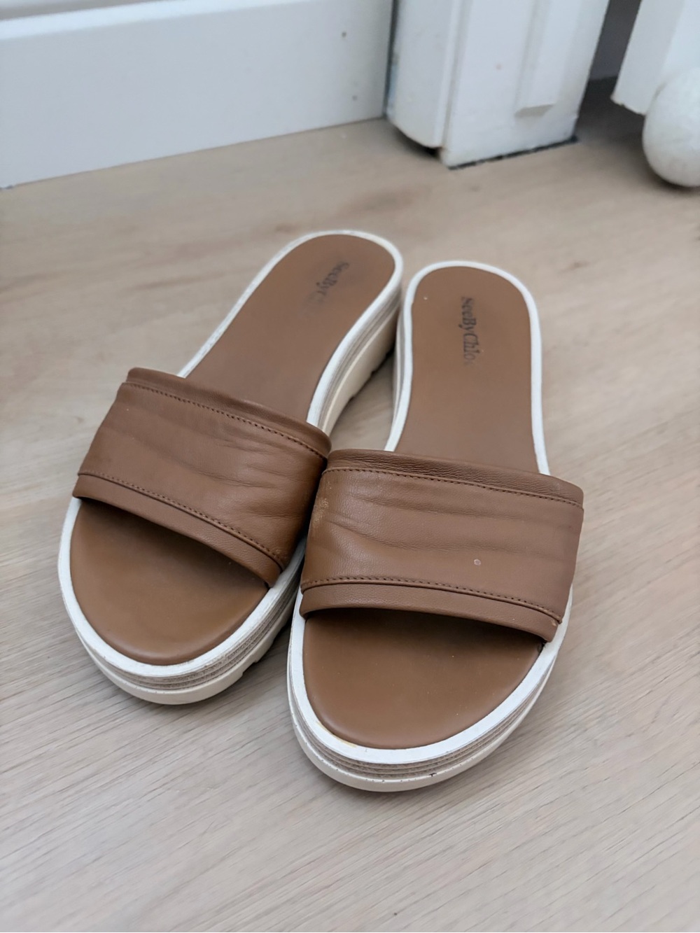 See by Chloé Tan Leather Platform Slide Sandals - Picture 1 of 4